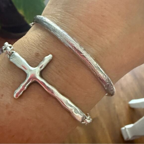 925 Sterling Silver Etched Bangle Bracelet - Picture 9 of 10